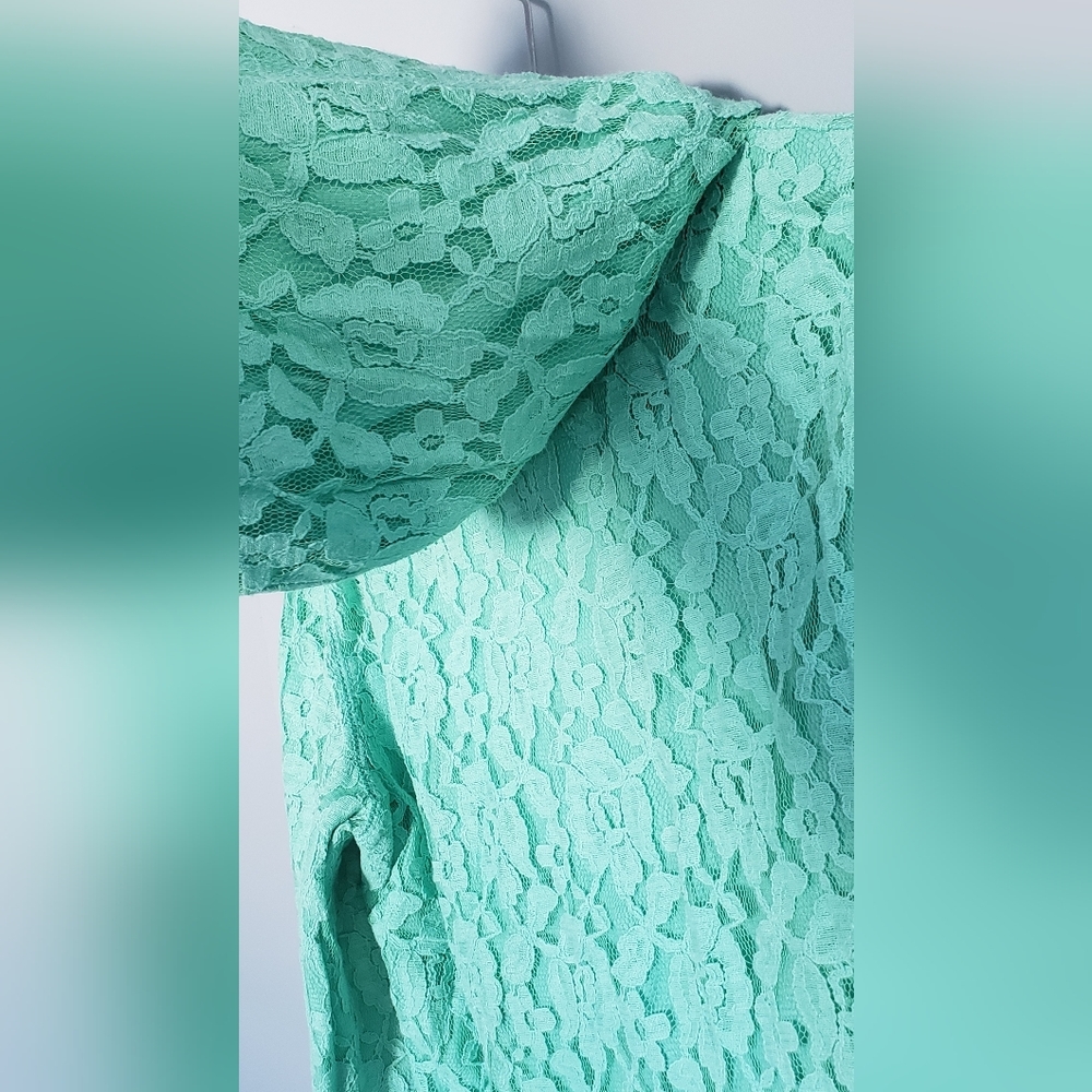 Aeropostale Beautiful Lace Hoodie size M - Picture 6 of 7